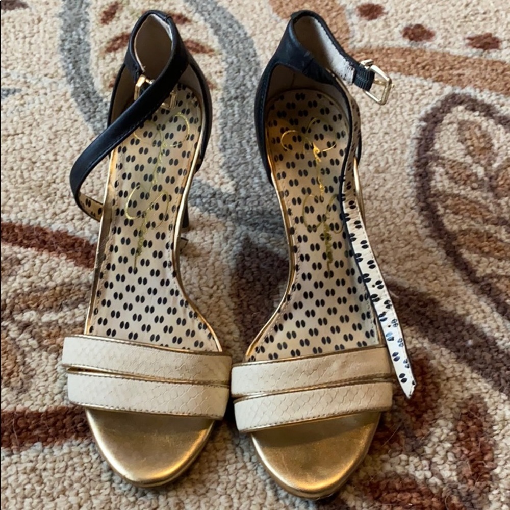 Jessica Simpson two piece heels size 6.5
